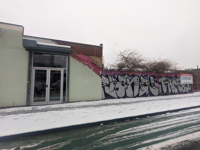 More Photos Of 27 Knickerbocker Ave, Brooklyn Industrial For Sale