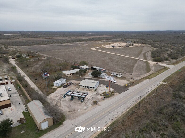 More Photos Of 866 FM 99, Whitsett Storefront For Sale