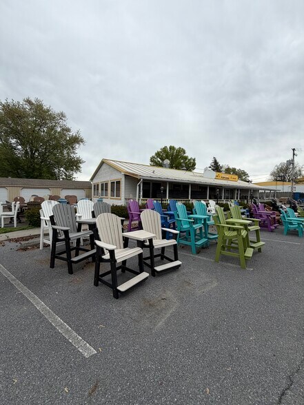 More Photos Of 2857-2867 Lincoln Hwy, Ronks Storefront Retail Residential For Sale