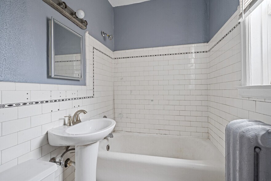 More Photos Of 1055 Philip St, Detroit Apartments For Sale