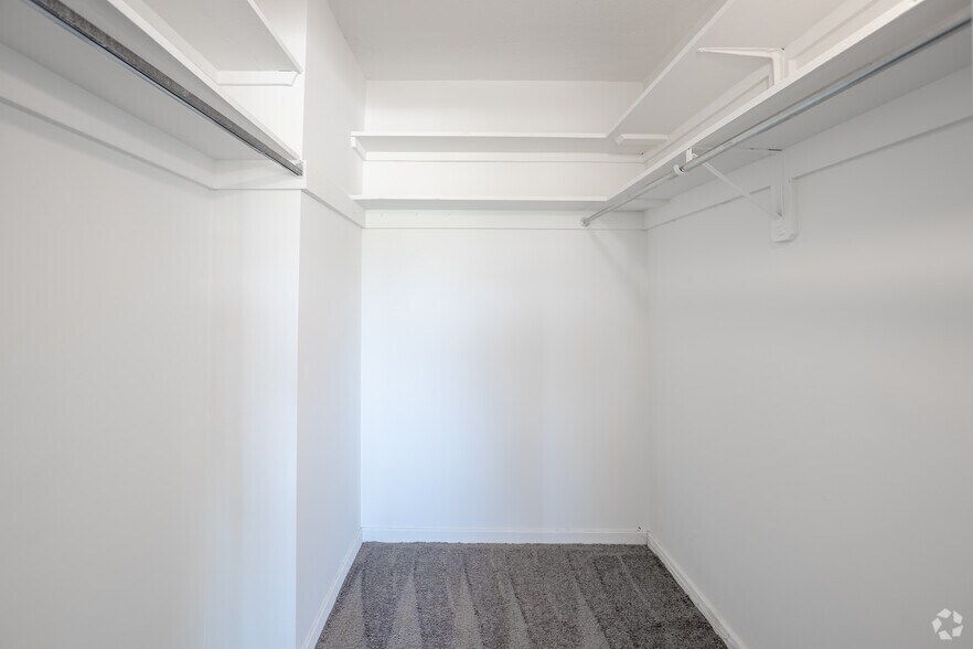 More Photos Of 5105 N Park Dr, Pennsauken Apartments For Lease