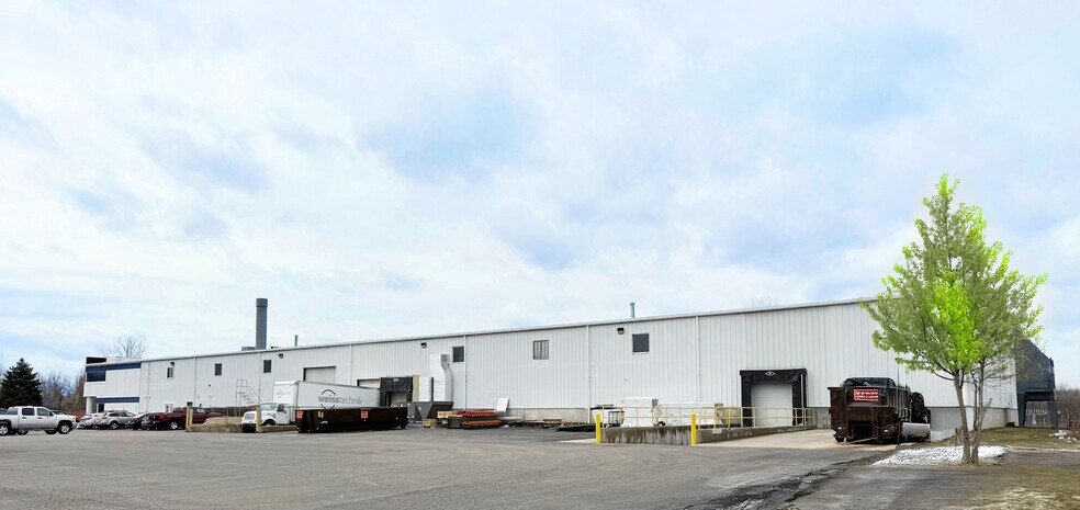 More Photos Of 3881 N Greenbrooke Dr SE, Grand Rapids Warehouse For Sale