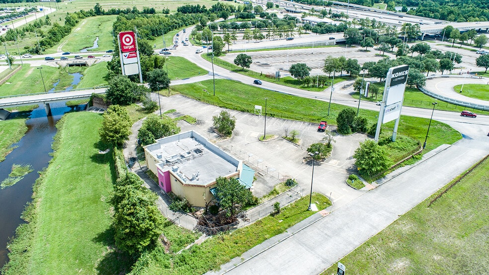 More Photos Of 20745 US 59 N, Humble General Retail For Sale