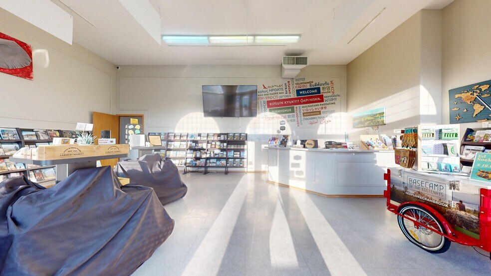 More Photos Of 800 Baker St, Cranbrook Storefront Retail Office For Sale