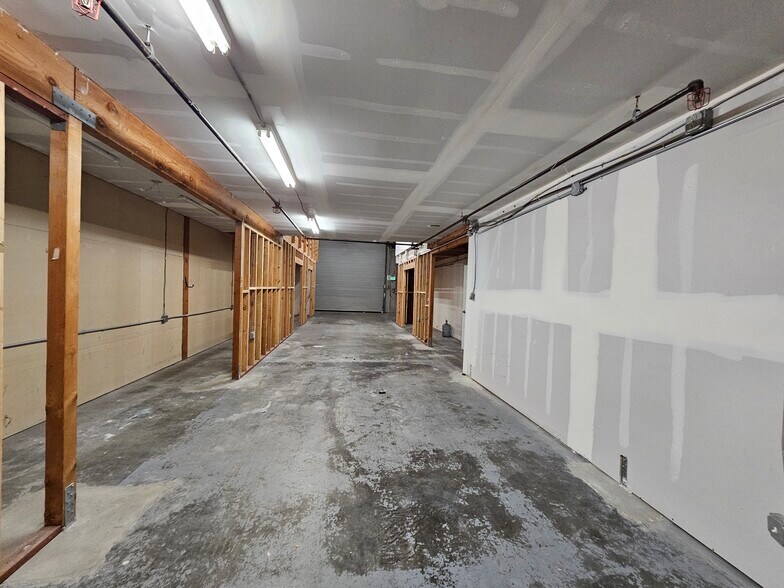 More Photos Of 430 N Canal St, South San Francisco Manufacturing For Sale