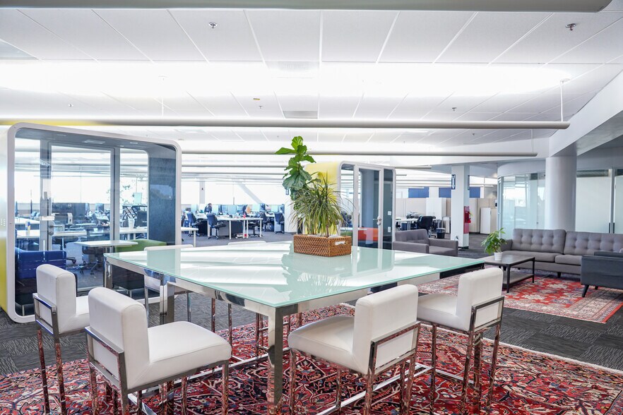 More Photos Of 440 N Wolfe Rd, Sunnyvale Office For Lease