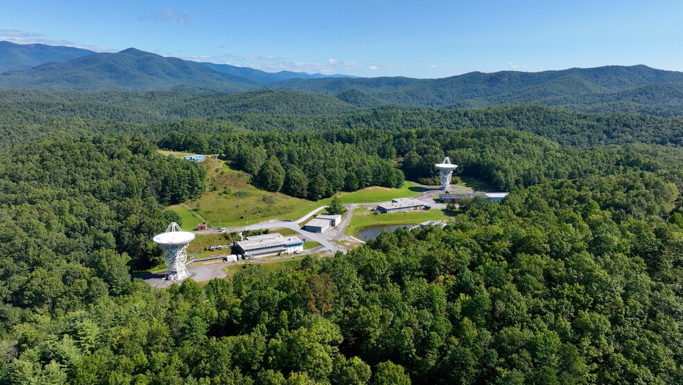 Primary Photo Of 1 Pari Dr, Rosman Specialty For Sale