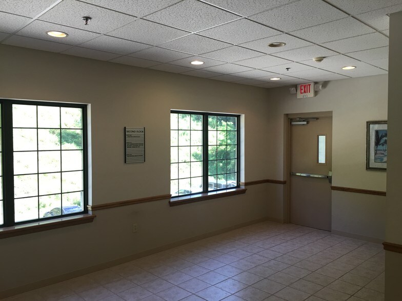 More Photos Of 1000 Infinity Dr, Monroeville Office For Sale
