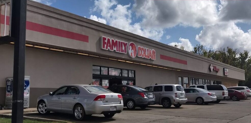 More Photos Of 4949 Mobile Hwy, Montgomery Unknown For Lease