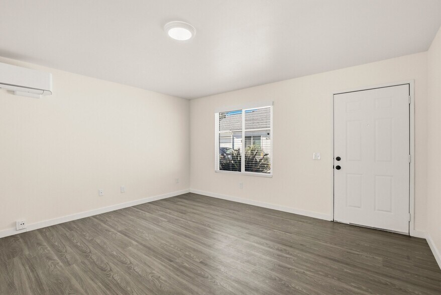 More Photos Of 6752-6770 Solita Ave, San Diego Apartments For Sale