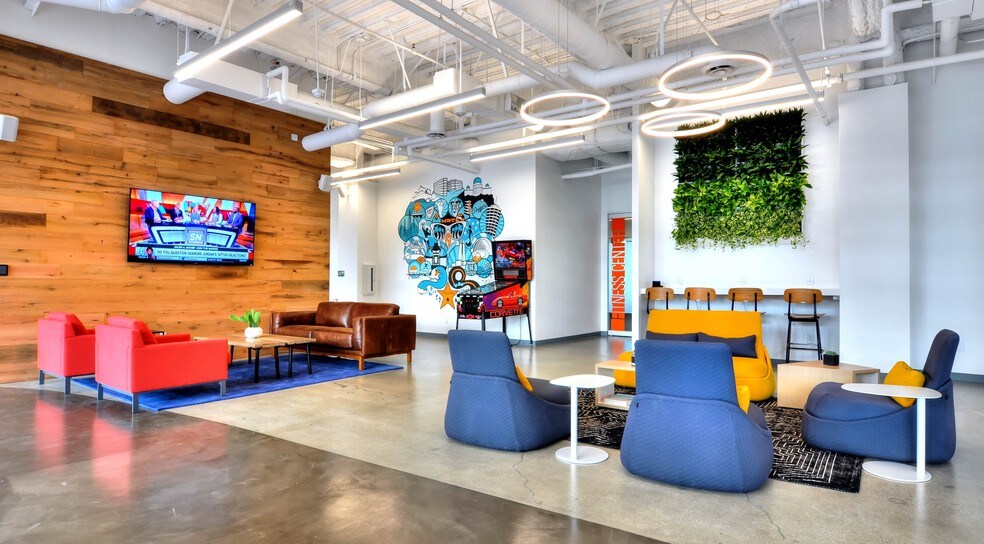 More Photos Of 1230 Rosecrans Ave, Manhattan Beach Office For Lease