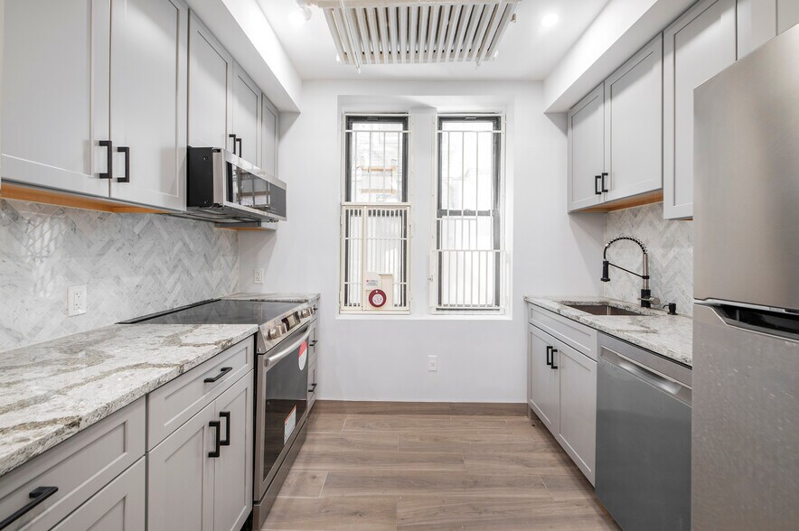 More Photos Of , Sunnyside Multifamily For Sale