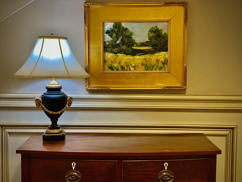 More Photos Of 63 Kercheval Ave, Grosse Pointe Farms Office For Lease