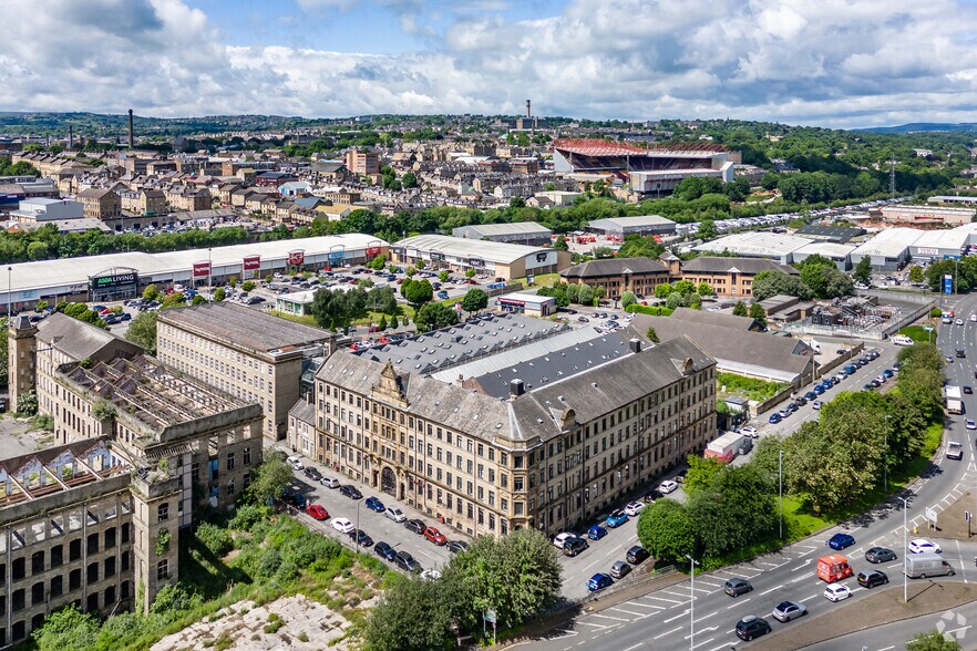 More Photos Of Cape St, Bradford Coworking Space