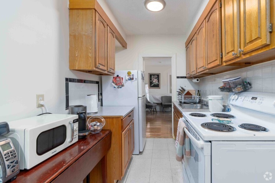 More Photos Of , Cambridge Unknown For Sale