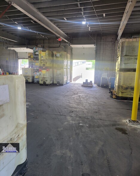 More Photos Of 1301 S Virginia Ave, Joplin Warehouse For Sale