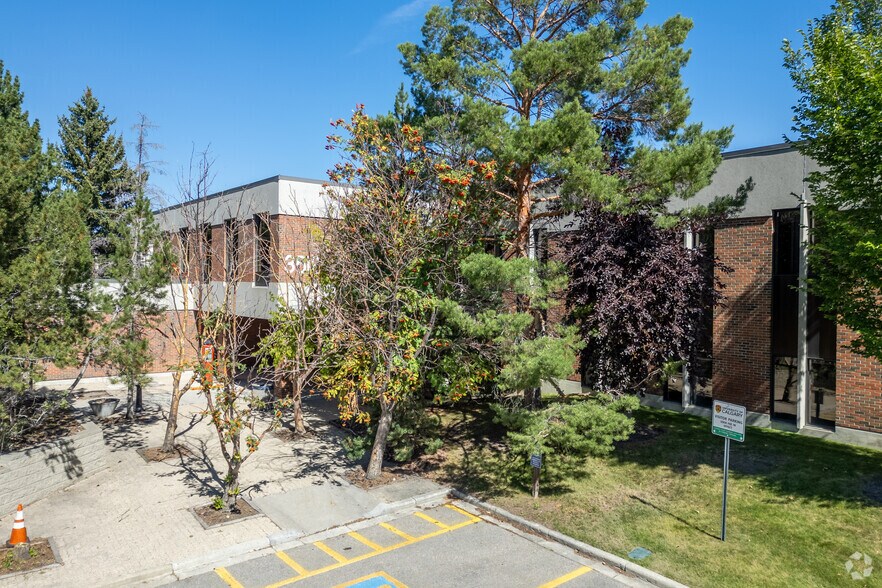 Primary Photo Of 3512 33rd St NW, Calgary Office For Lease