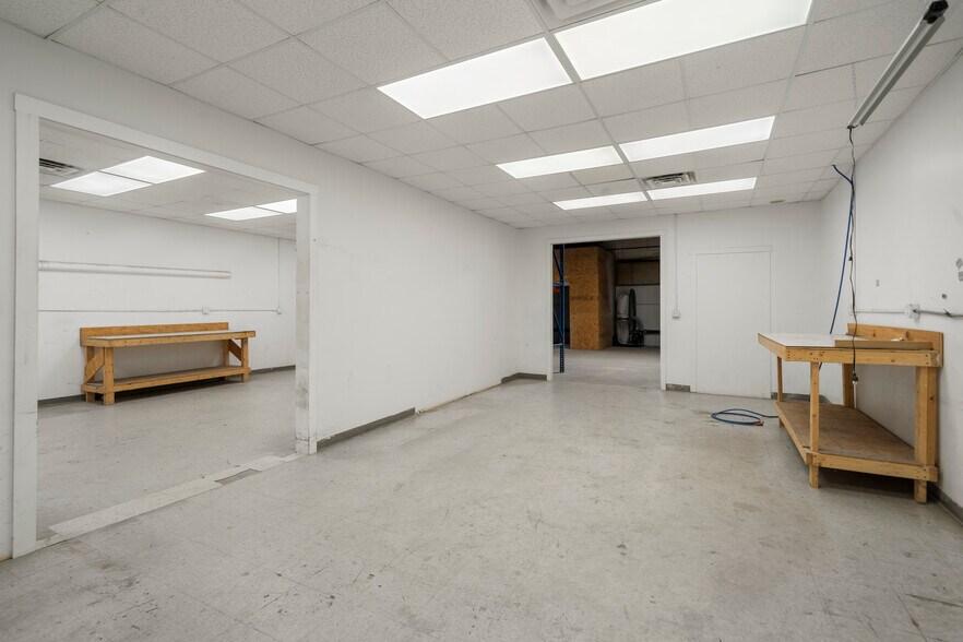 More Photos Of 597 Winthrop St, Taunton Manufacturing For Lease