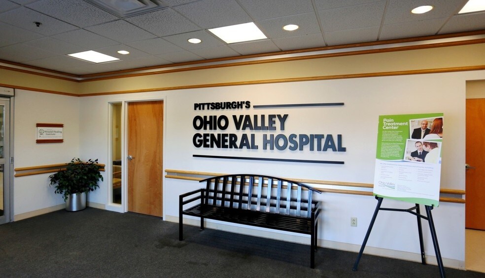 More Photos Of 500-576 Pine Hollow Rd, McKees Rocks General Retail For Lease