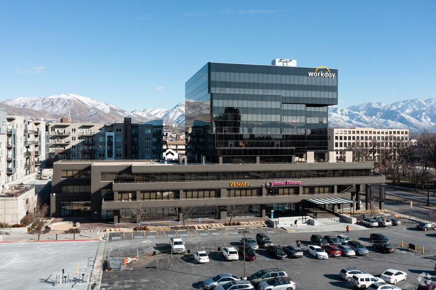 More Photos Of 175 E 400 S, Salt Lake City Office For Lease