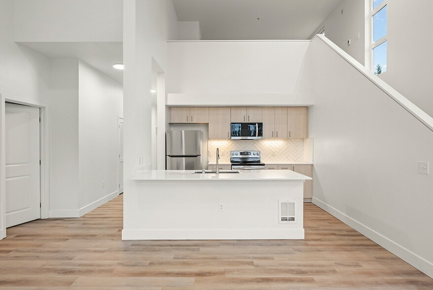 More Photos Of 2441 76th Ave SE, Mercer Island Apartments For Lease
