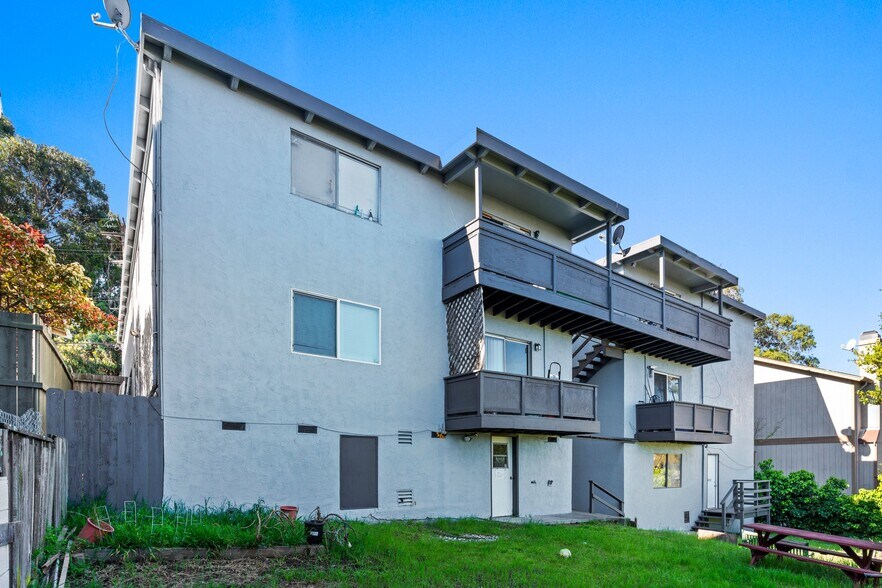 More Photos Of 448 Tewksbury Ave, Richmond Apartments For Sale