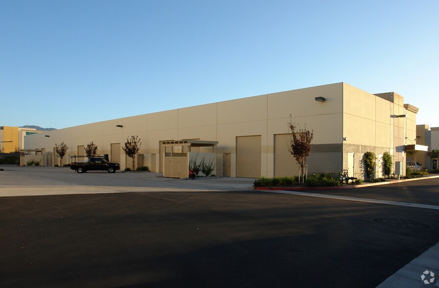 More Photos Of 1243 Flynn Rd, Camarillo Warehouse For Sale