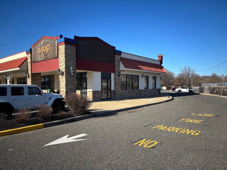 More Photos Of 2027 State Route 35, Wall Township Freestanding For Sale