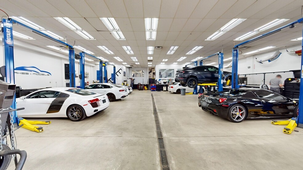 More Photos Of 808 S Main St, Salt Lake City Auto Dealership For Lease