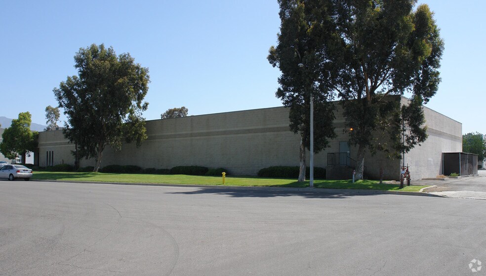 More Photos Of 8975 Cottage Ave, Rancho Cucamonga Manufacturing For Sale