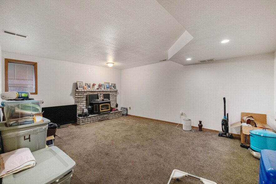 More Photos Of 9724 N Wall St, Spokane Apartments For Sale