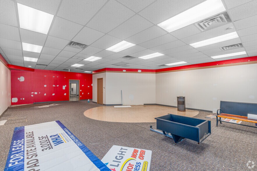 More Photos Of 9-29 Cornwell Dr, Bridgeton Storefront For Sale