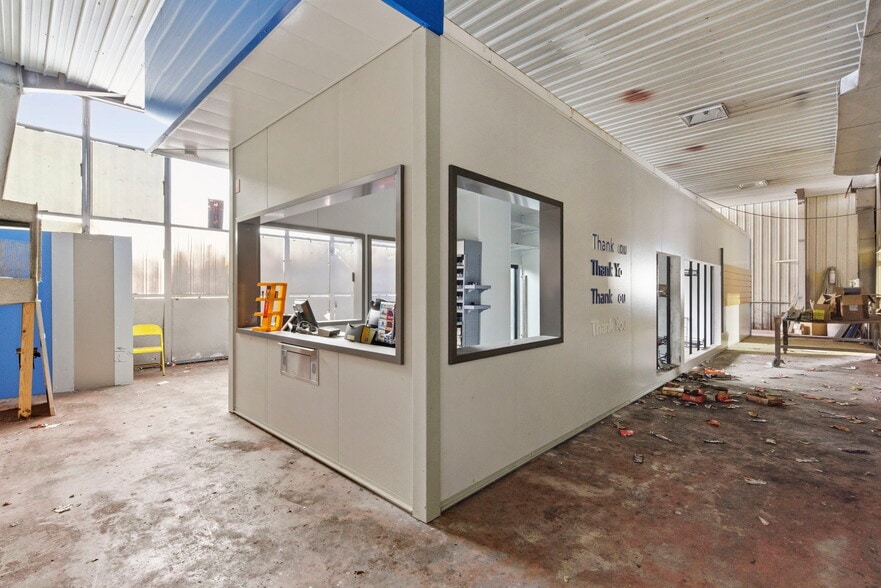 More Photos Of 790 10th st, Cassville Industrial For Sale