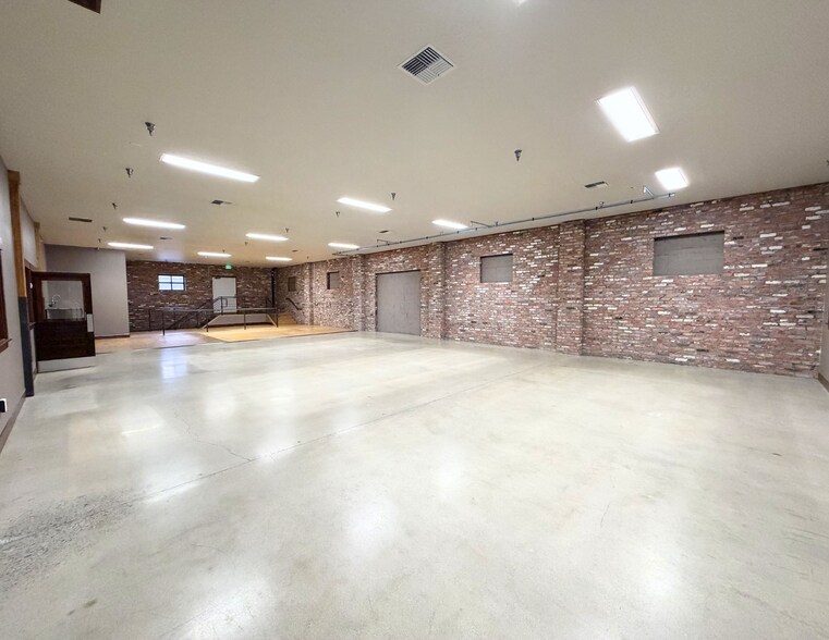 More Photos Of 1124 E Sherman Ave, Coeur d'Alene Storefront Retail Office For Lease