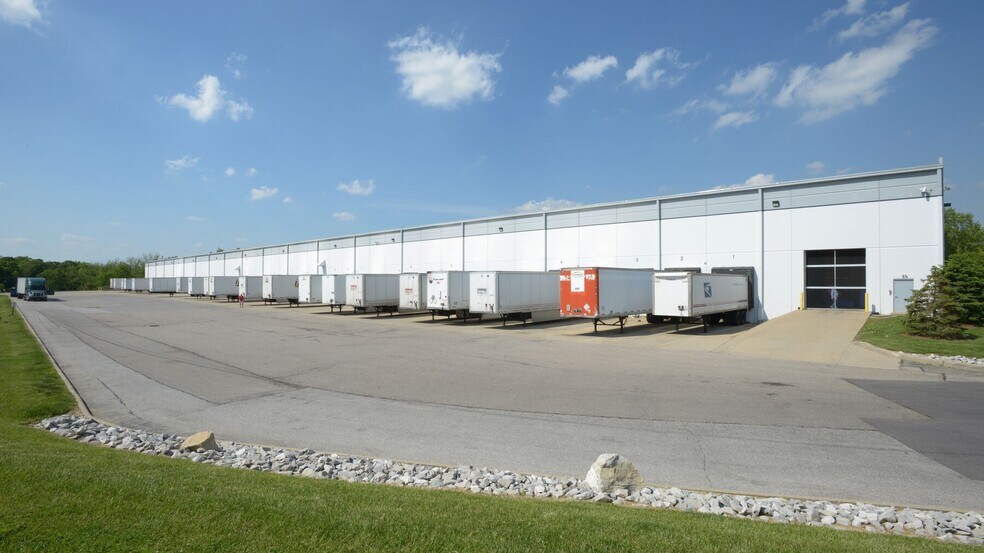 More Photos Of 2305-2335 Global Way, Hebron Warehouse For Lease