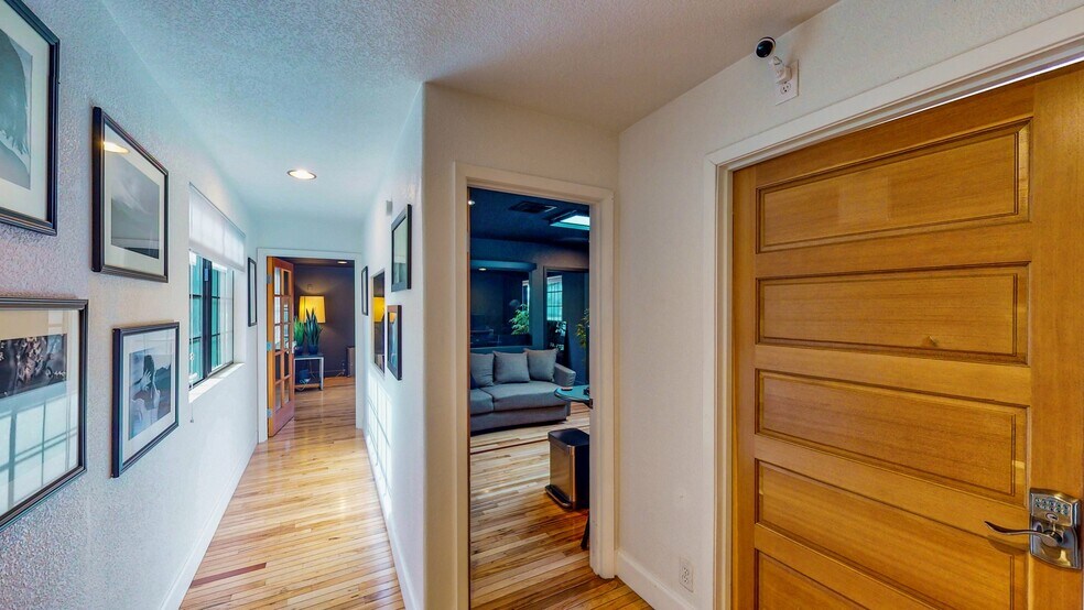 More Photos Of 3889 S Eastern Ave, Las Vegas Office For Sale