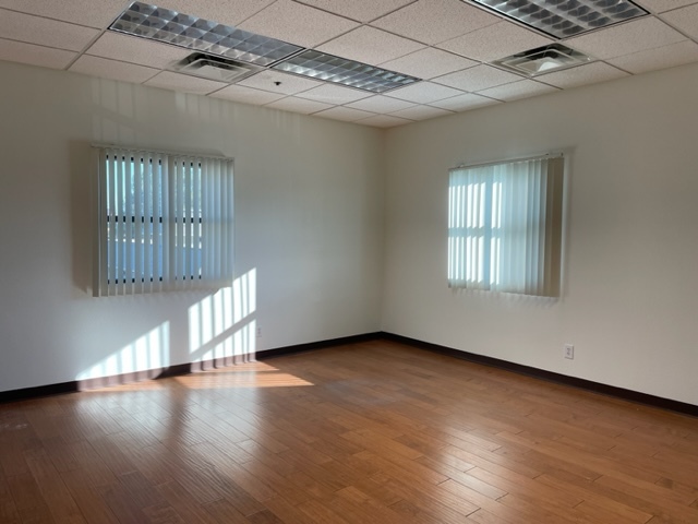 More Photos Of 5440 W Sahara Ave, Las Vegas Medical For Lease