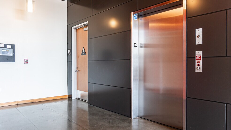 More Photos Of 701-723 N Douglas St, El Segundo Loft Creative Space For Lease