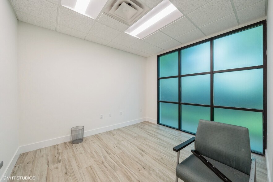 More Photos Of 3333 20th St, Vero Beach Medical For Sale