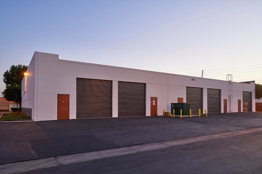 More Photos Of 600 S Grand Ave, Santa Ana Unknown For Lease