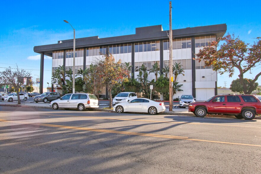 More Photos Of 1801 S La Cienega Blvd, Los Angeles Loft Creative Space For Lease