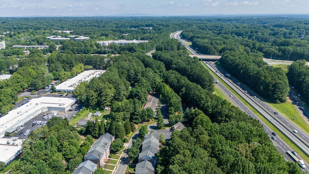 More Photos Of 3375 Chastain Gardens Dr, Kennesaw Office For Sale