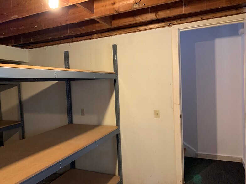 More Photos Of 22 Kent Road, Cornwall Bridge Loft Creative Space For Sale