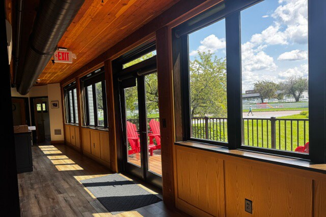 More Photos Of 478 Blair Park Rd, Williston Office For Sale
