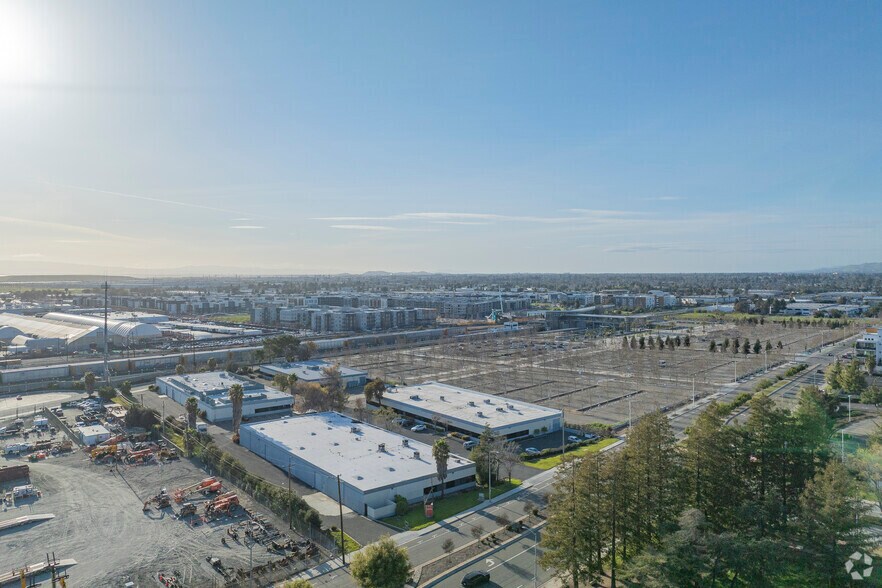 More Photos Of 45445-45461 Warm Springs Blvd, Fremont Light Manufacturing For Lease