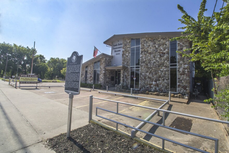 More Photos Of 4120 Lyons Ave, Houston Office Residential For Lease