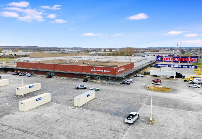 More Photos Of 3630 E Front St, Kansas City Warehouse For Lease