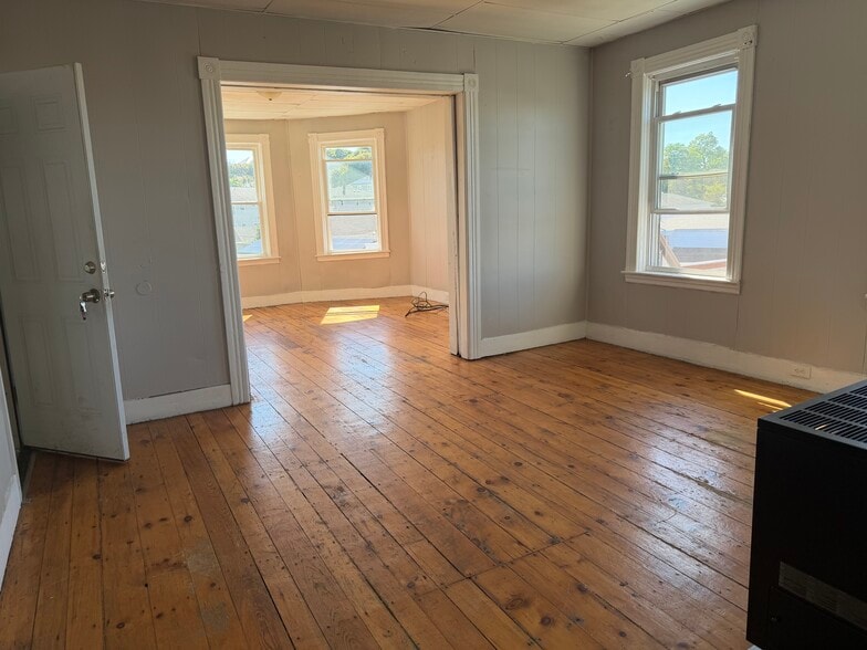 More Photos Of 275-277 Grafton St, Worcester Apartments For Sale