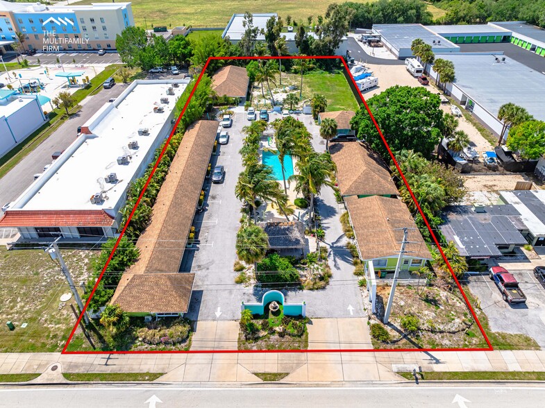 Primary Photo Of 119 Tamiami Trl N, Nokomis Apartments For Sale