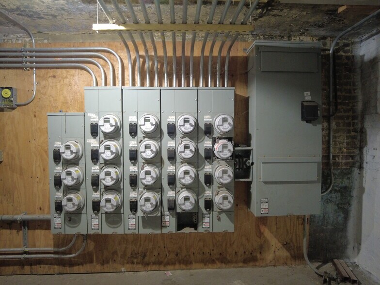 More Photos Of , Chicago Multifamily For Sale